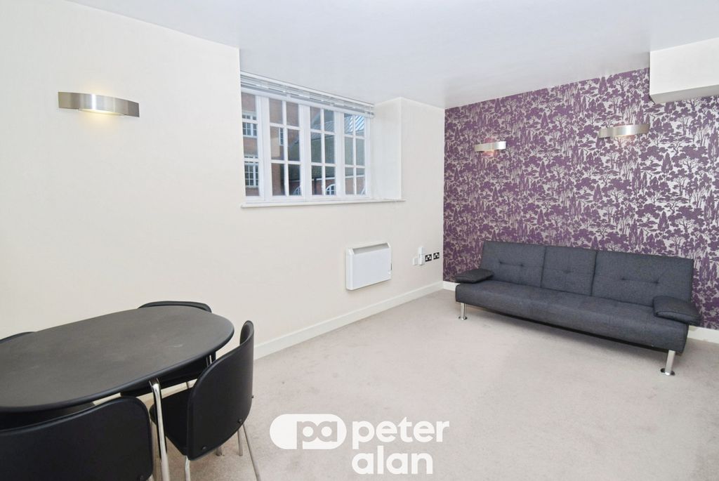 Property photo 2 of 8 Image