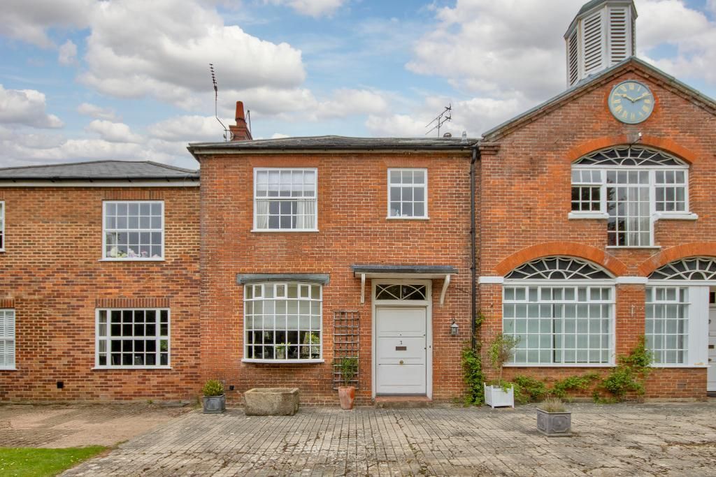 Property photo 3 of 18 Photo 3