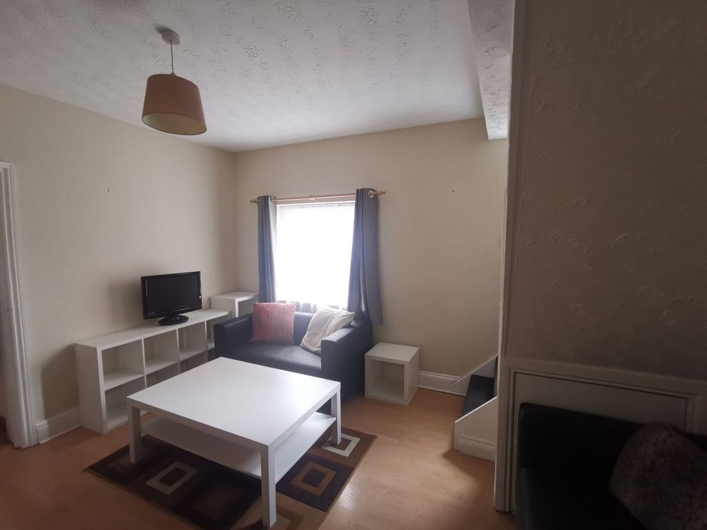 Property photo 3 of 18 4698522