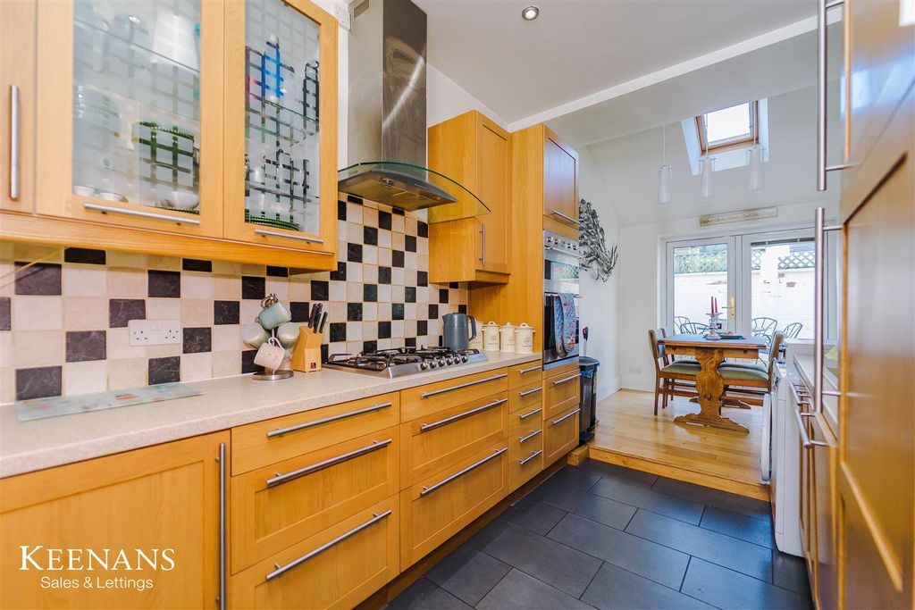 Property photo 2 of 34 4.Jpg