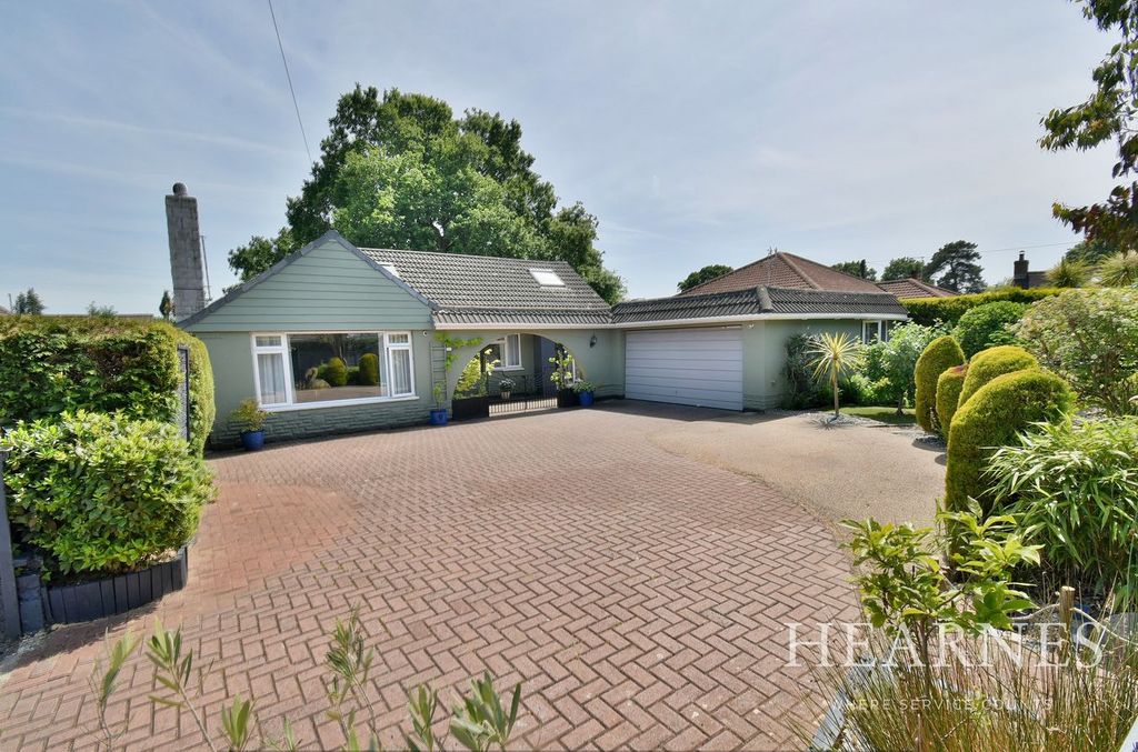 Property photo 1 of 22