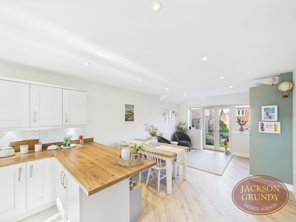 Property photo 3 of 27 Johnswell Way