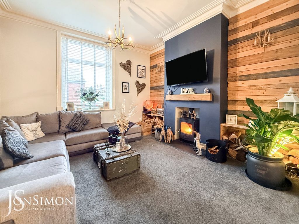 Property photo 3 of 22