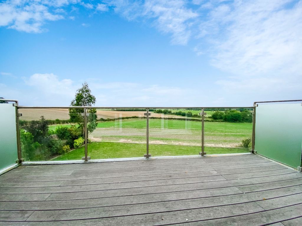 Property photo 3 of 33 2313835