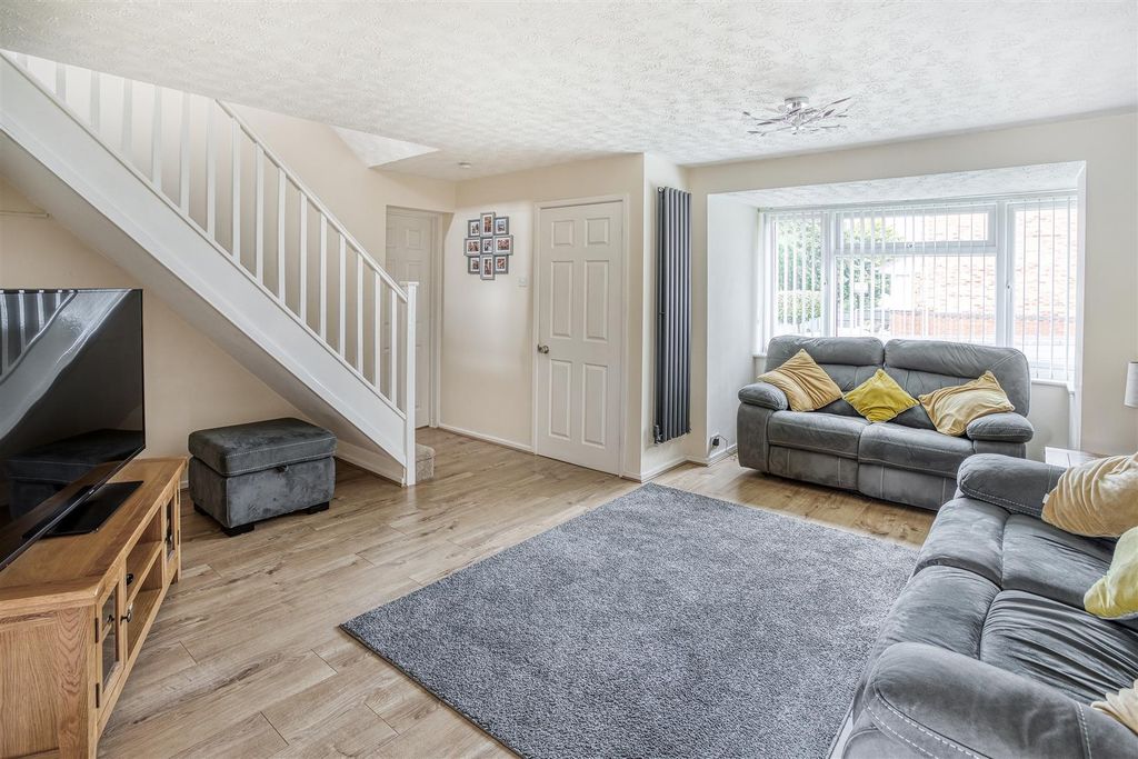 Property photo 3 of 20