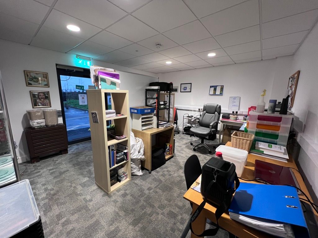 Property photo 2 of 7 Photo 17