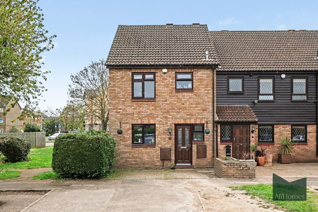 Property photo 1 of 12