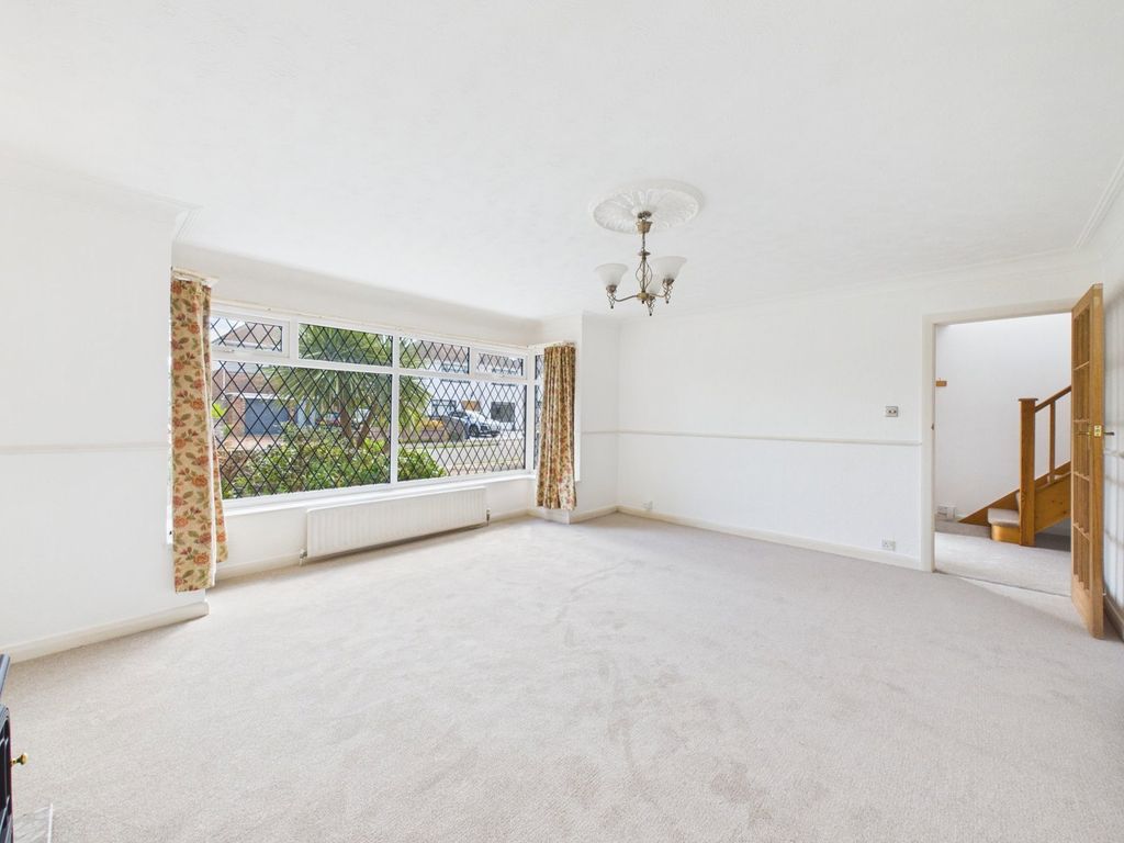 Property photo 3 of 19
