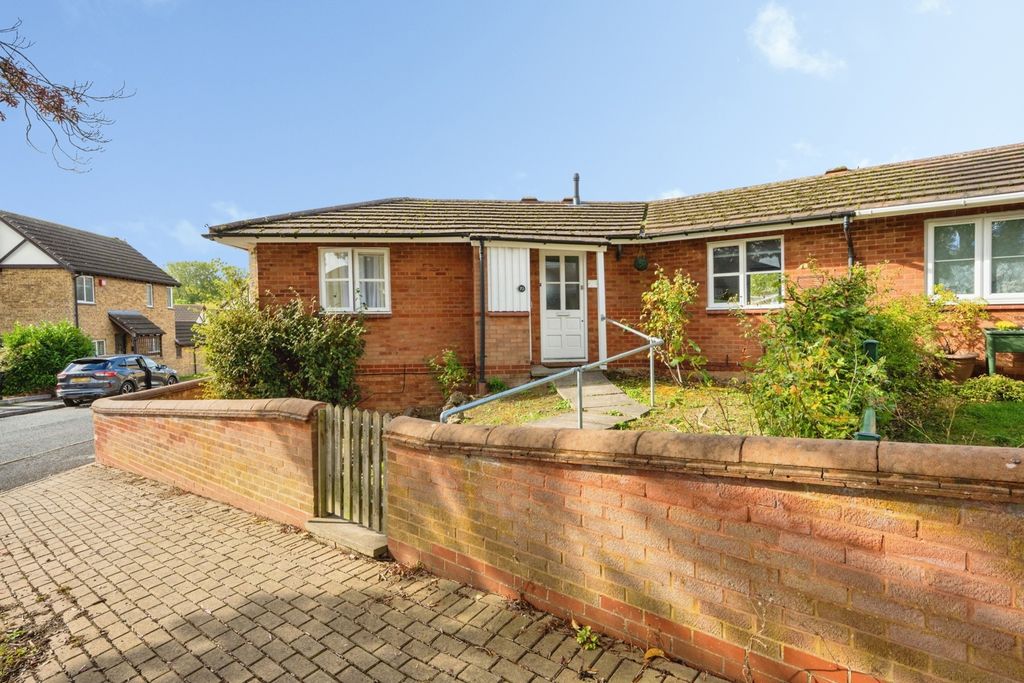 Property photo 2 of 16 Pbox-Img.Jpg