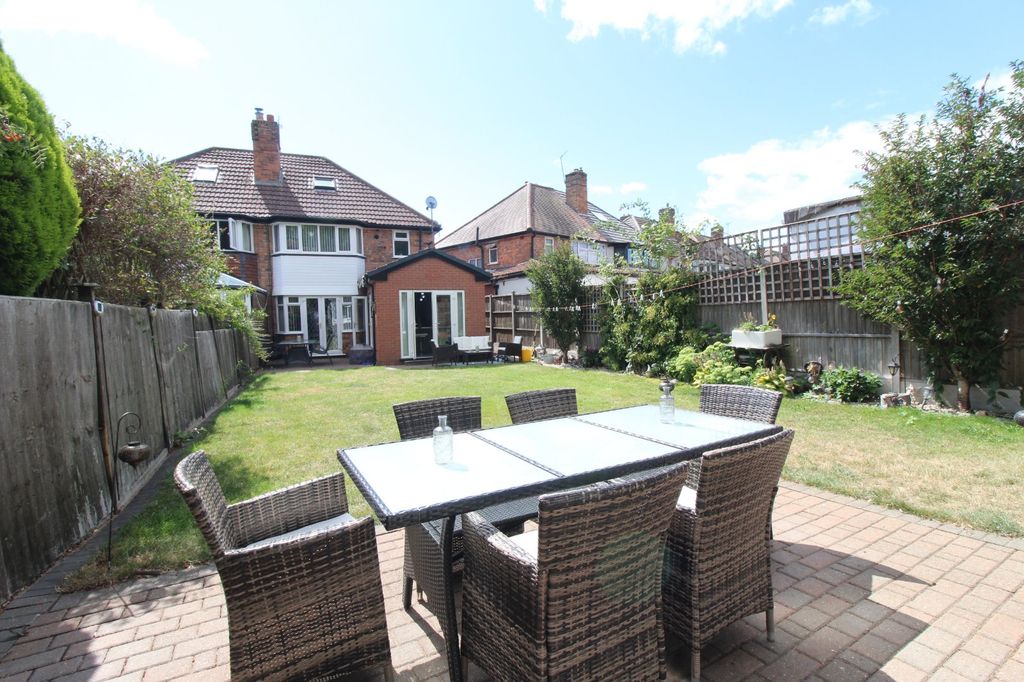 Property photo 2 of 17 Picture No. 05