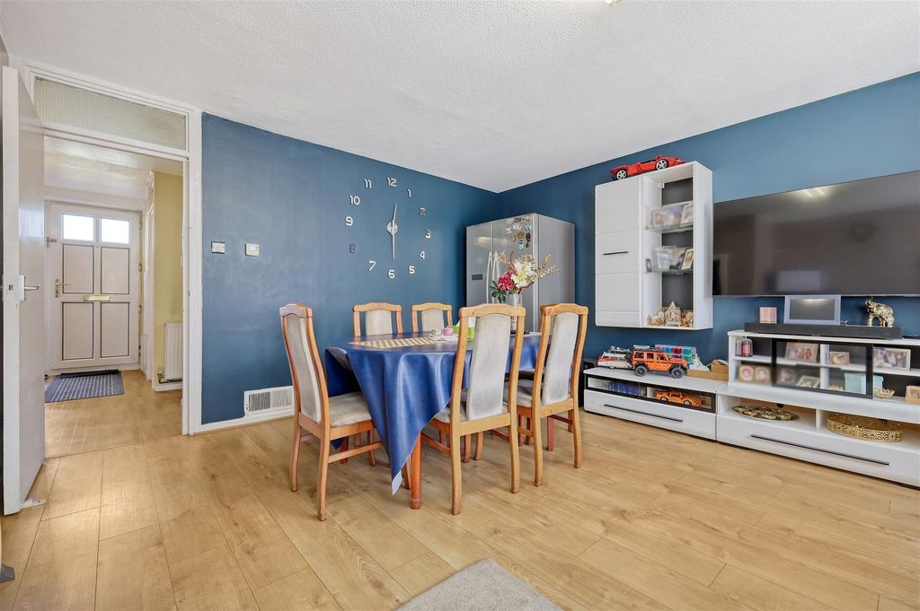 Property photo 3 of 15 Img_9679_12 Copy.Jpg