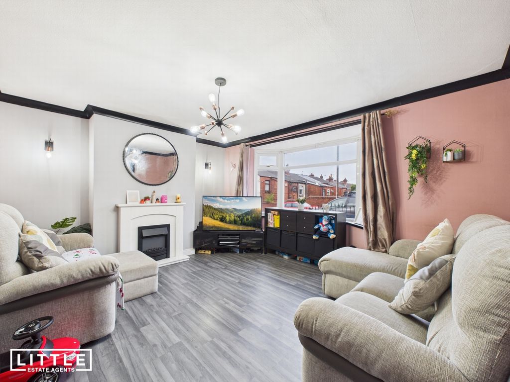 Property photo 2 of 16 Photo 1