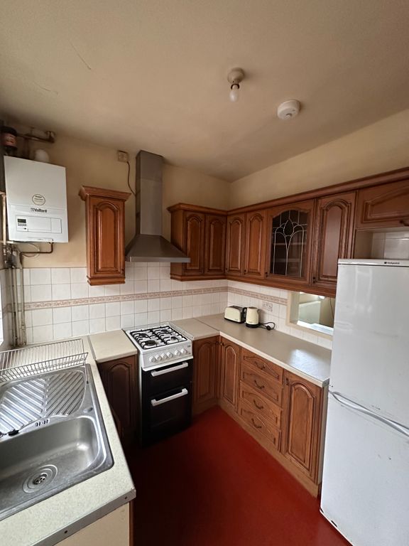 Property photo 3 of 12