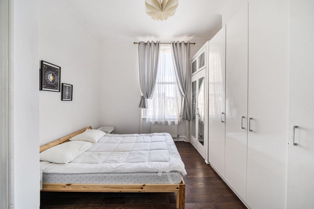 Property photo 2 of 8 1469417 (2)