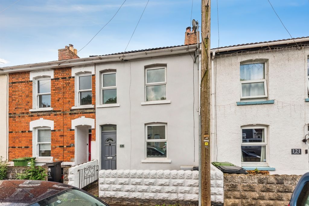 Property photo 1 of 10