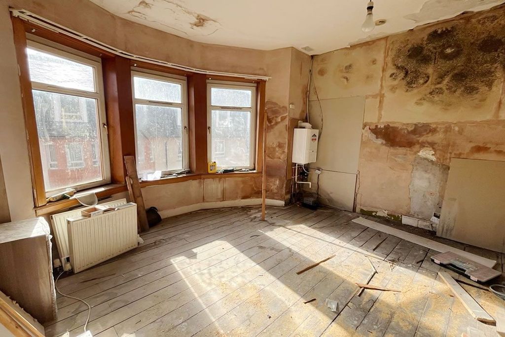 Property photo 2 of 7