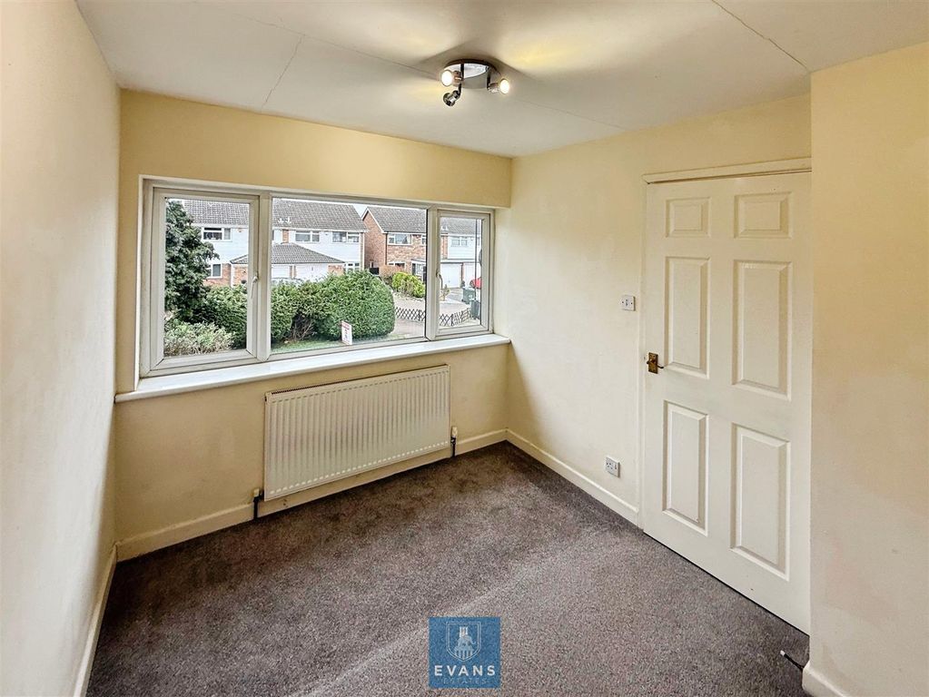 Property photo 3 of 18 Bedroom