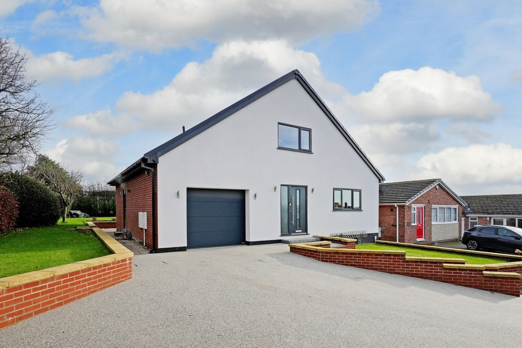 Property photo 1 of 37 Dsc00864