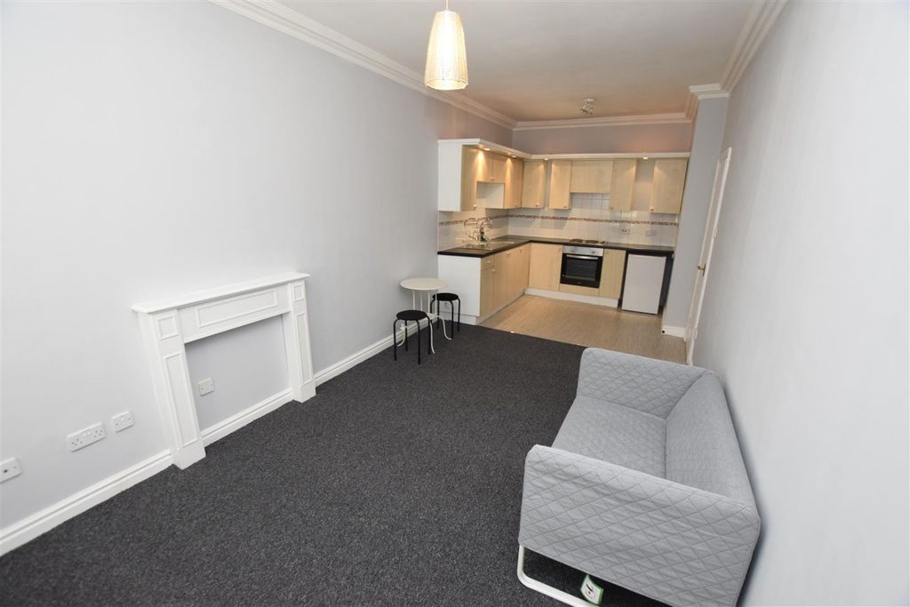 Property photo 1 of 7 5273802