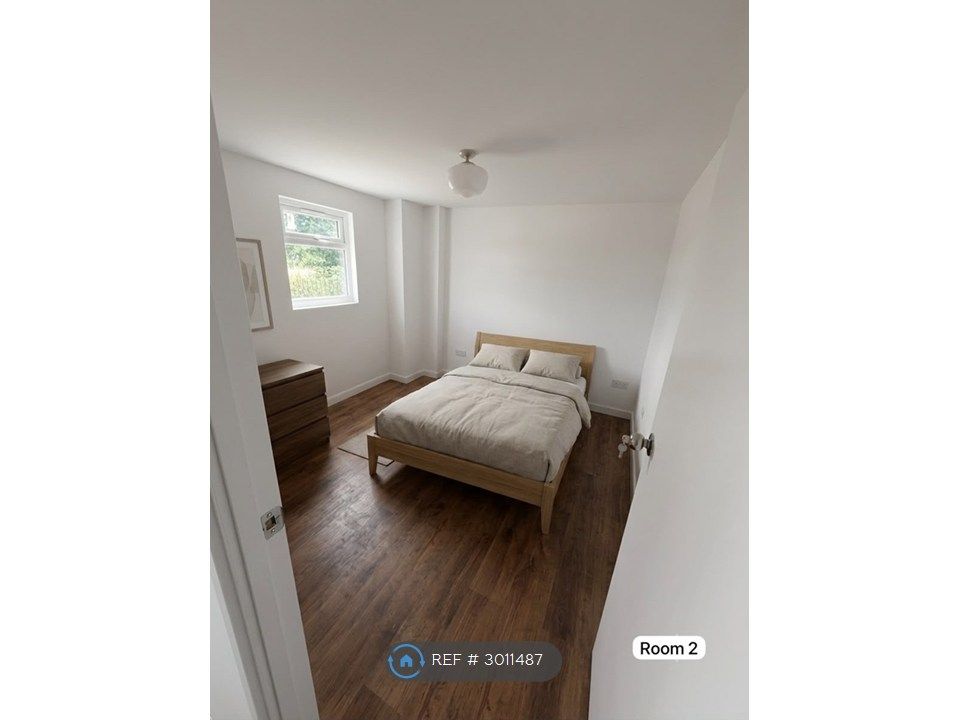 Property photo 1 of 4