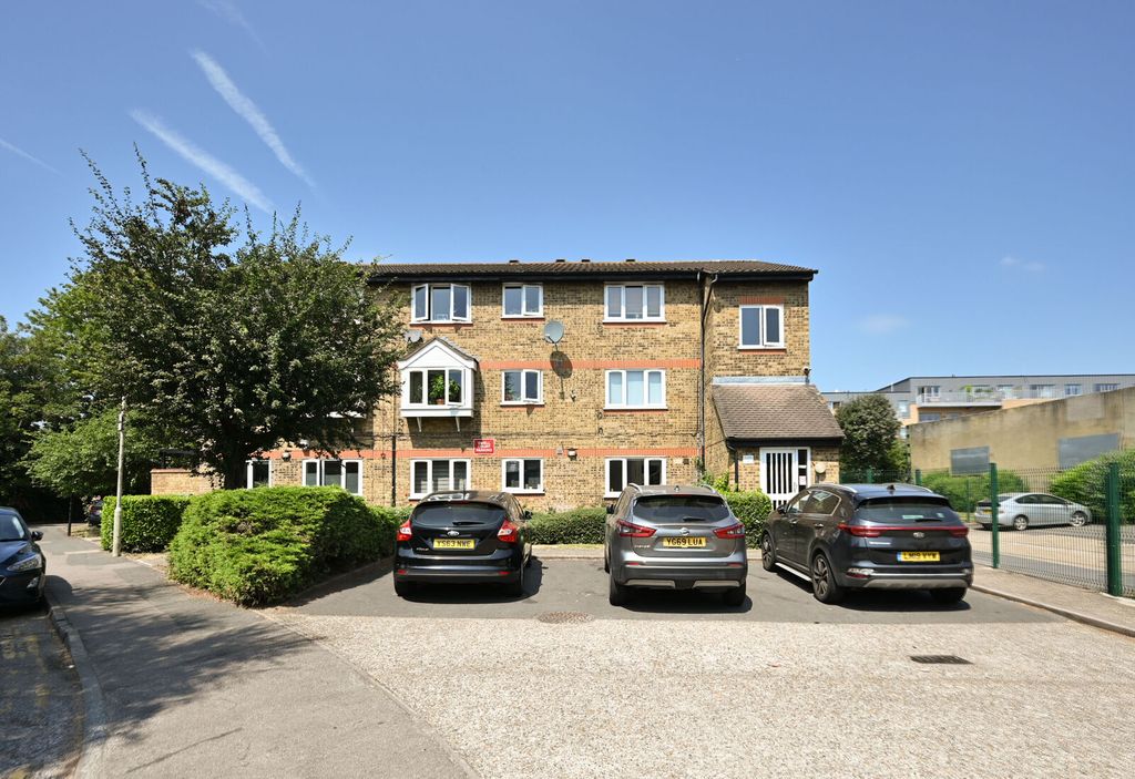Property photo 1 of 10
