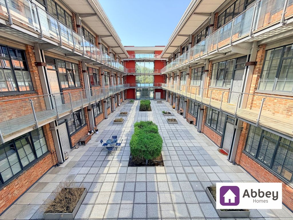 Property photo 1 of 20 Communal Court Yard