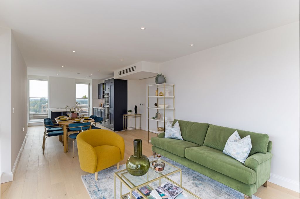 Property photo 2 of 11 99057_Flat-82-Wrest-House (8).Jpg