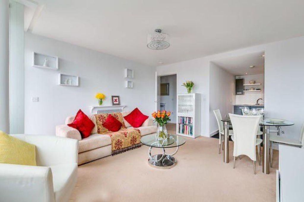 Property photo 2 of 12