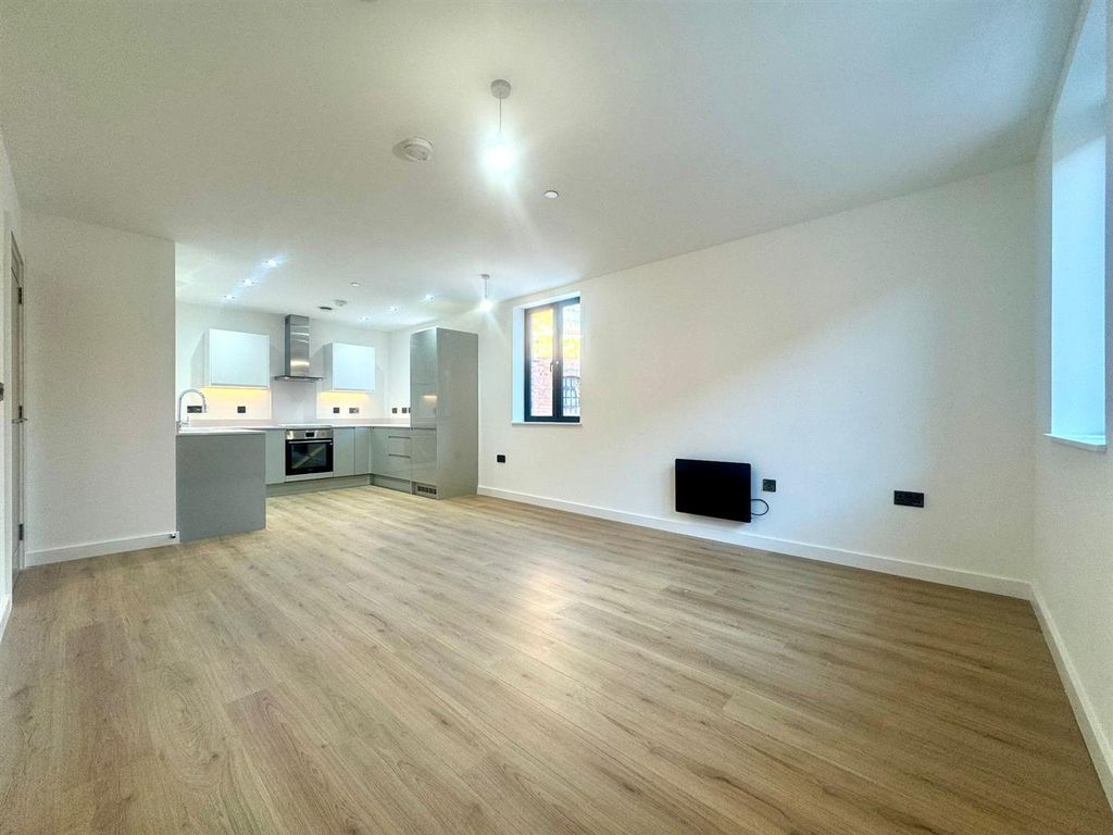 Property photo 3 of 9 Lounge Pic 1.Jpeg