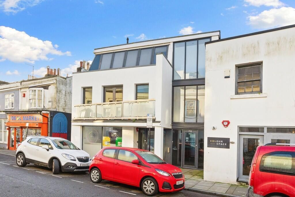 Property photo 1 of 14 St Georges Front.Jpg