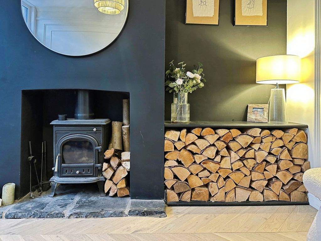 Property photo 3 of 18