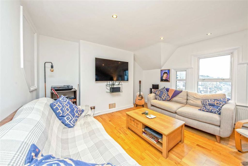 Property photo 2 of 4