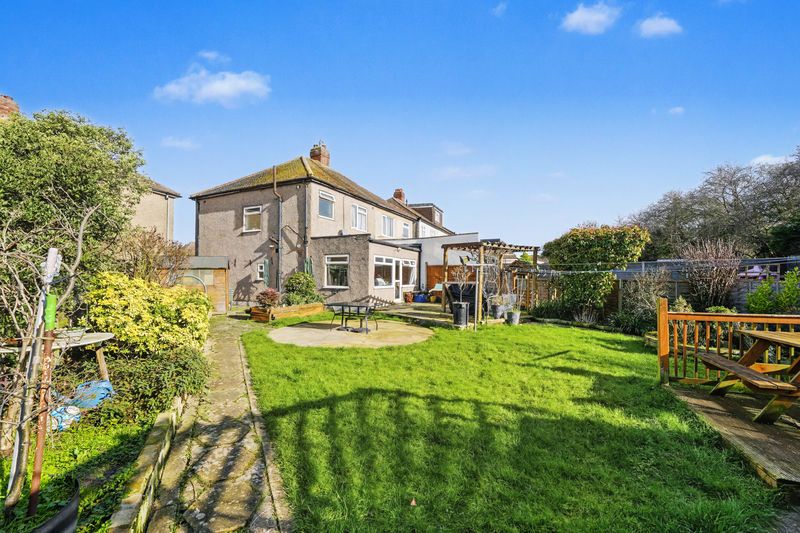 Property photo 1 of 25 Photo 20