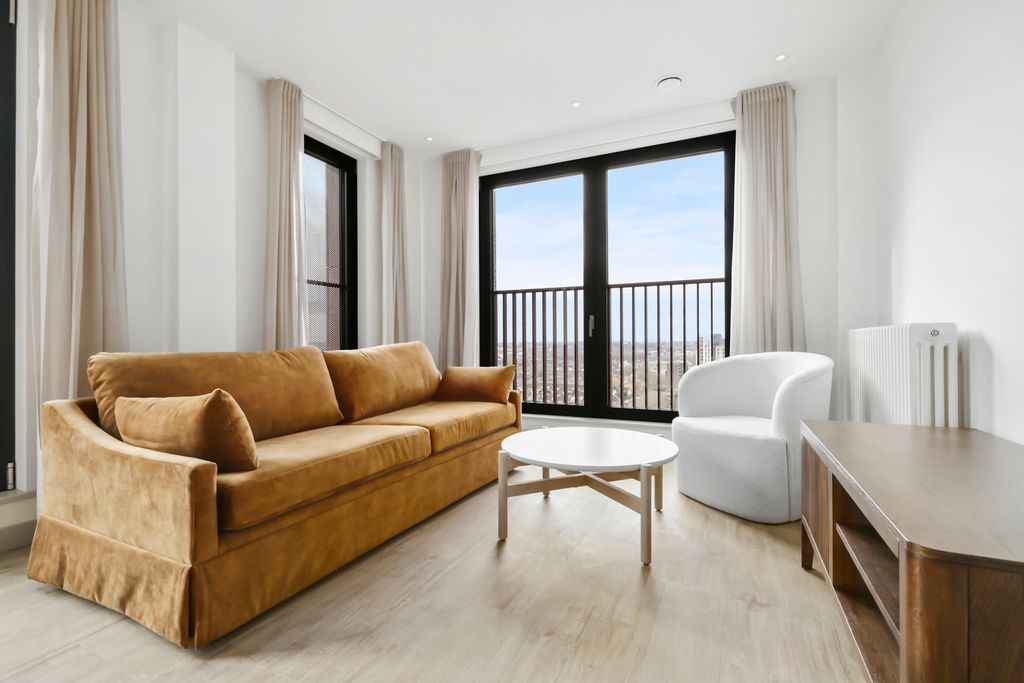 Property photo 2 of 31 Picture No. 09