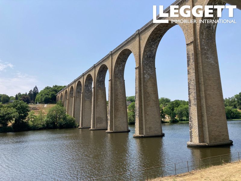 Property photo 2 of 10