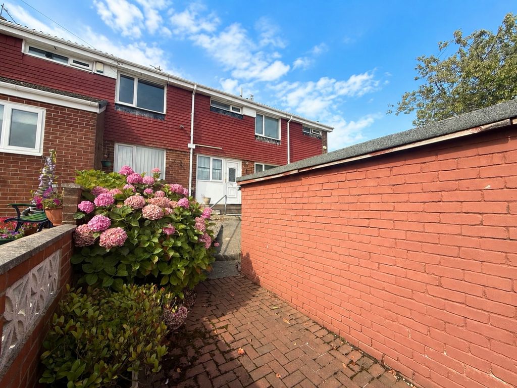 Property photo 3 of 3 C9226974-F2E6-43Ed-85Cb-D91D60740196