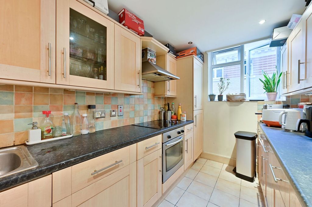 Property photo 3 of 15