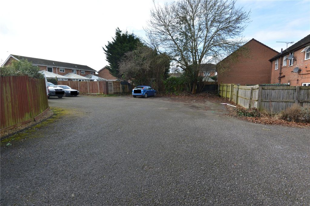 Property photo 2 of 5 Picture No. 04