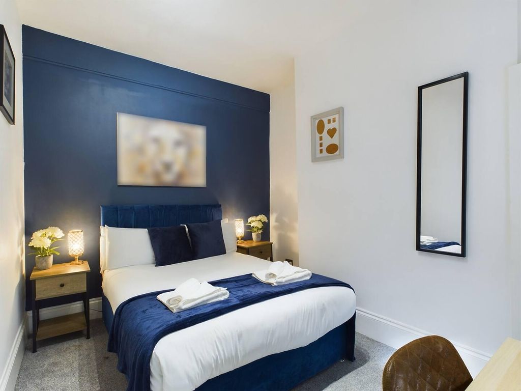 Property photo 1 of 7 31d50De987d7A3ee1B584108648Df94.Png