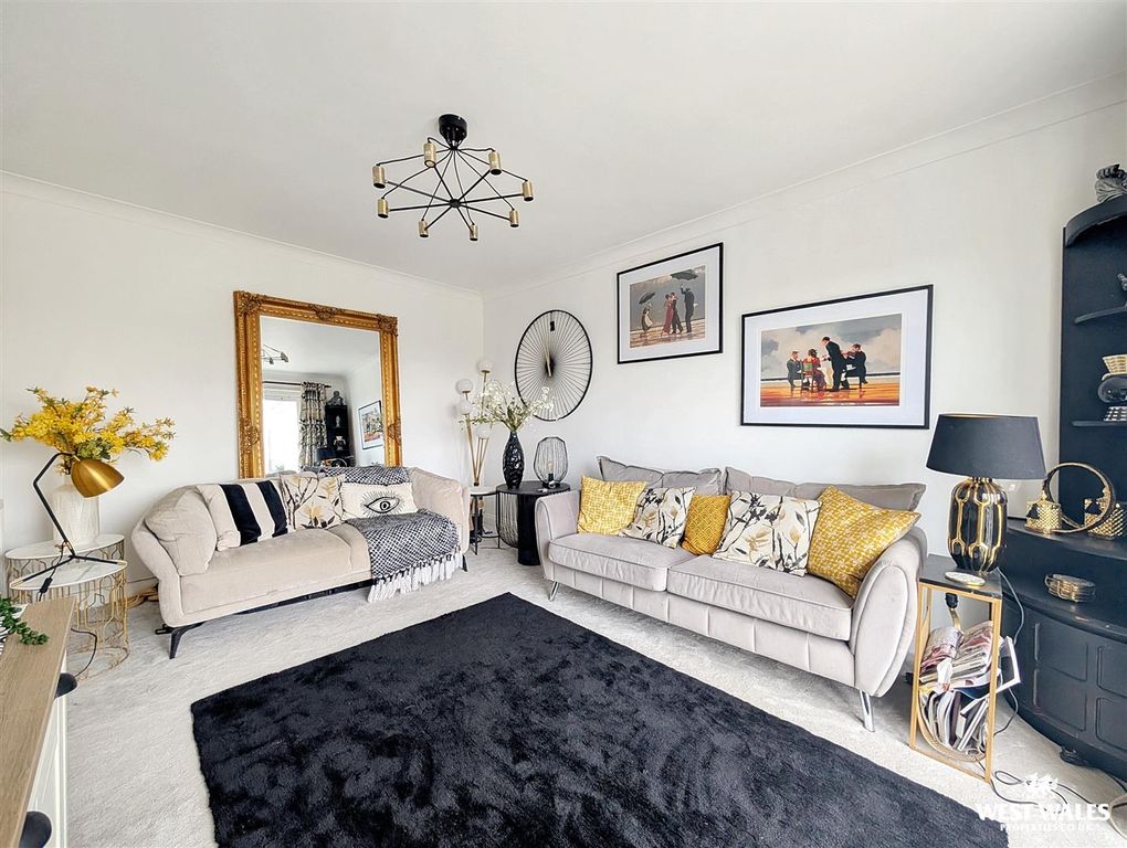 Property photo 3 of 31 Pxl_20250213_120459662.Jpg