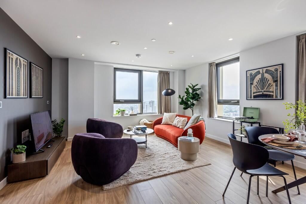 Property photo 2 of 14