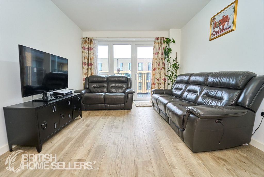 Property photo 3 of 17 Picture No. 31