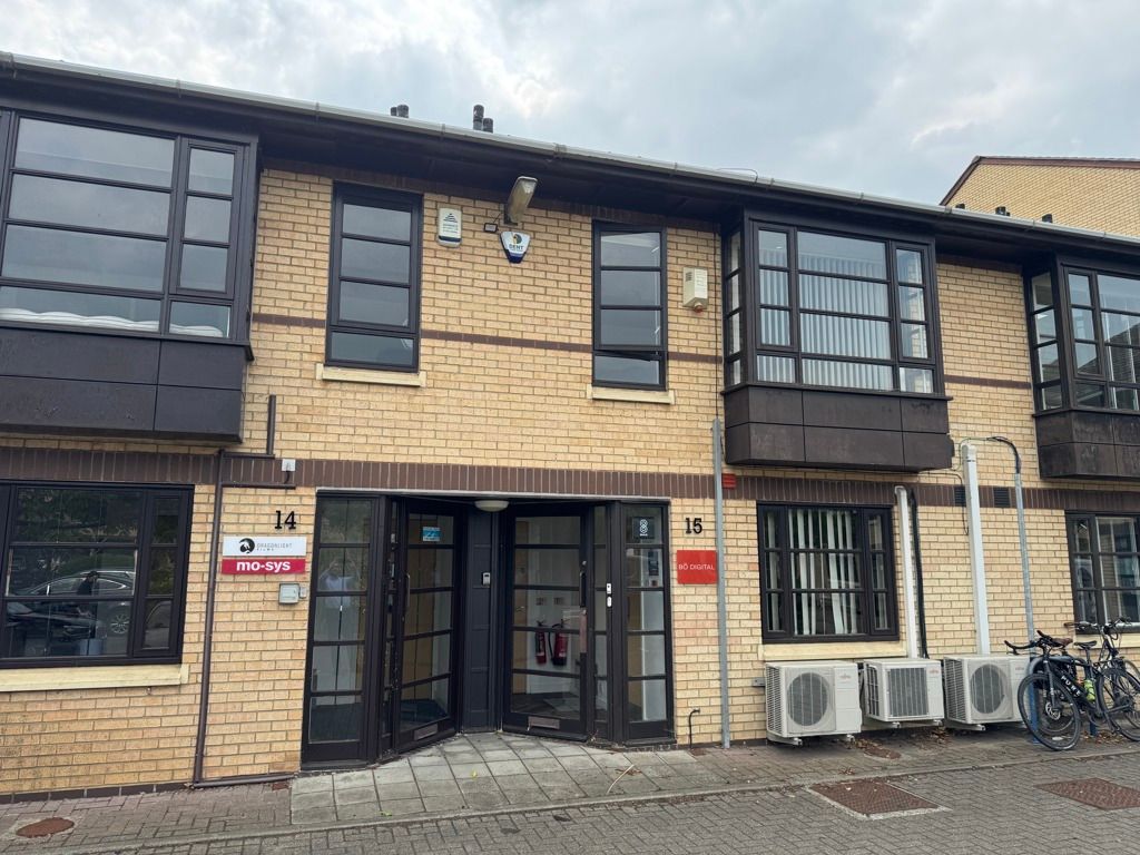 Property photo 1 of 7 Photo 7