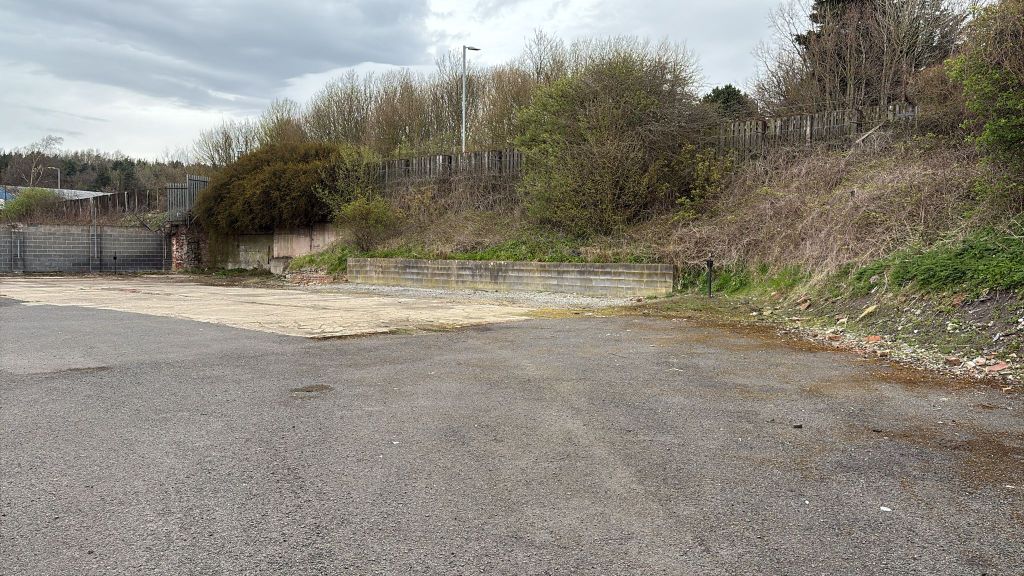 Property photo 2 of 6