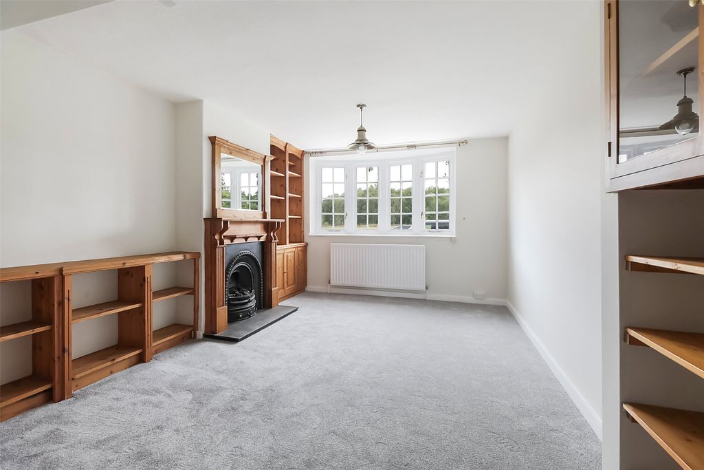Property photo 2 of 17 Picture No. 22