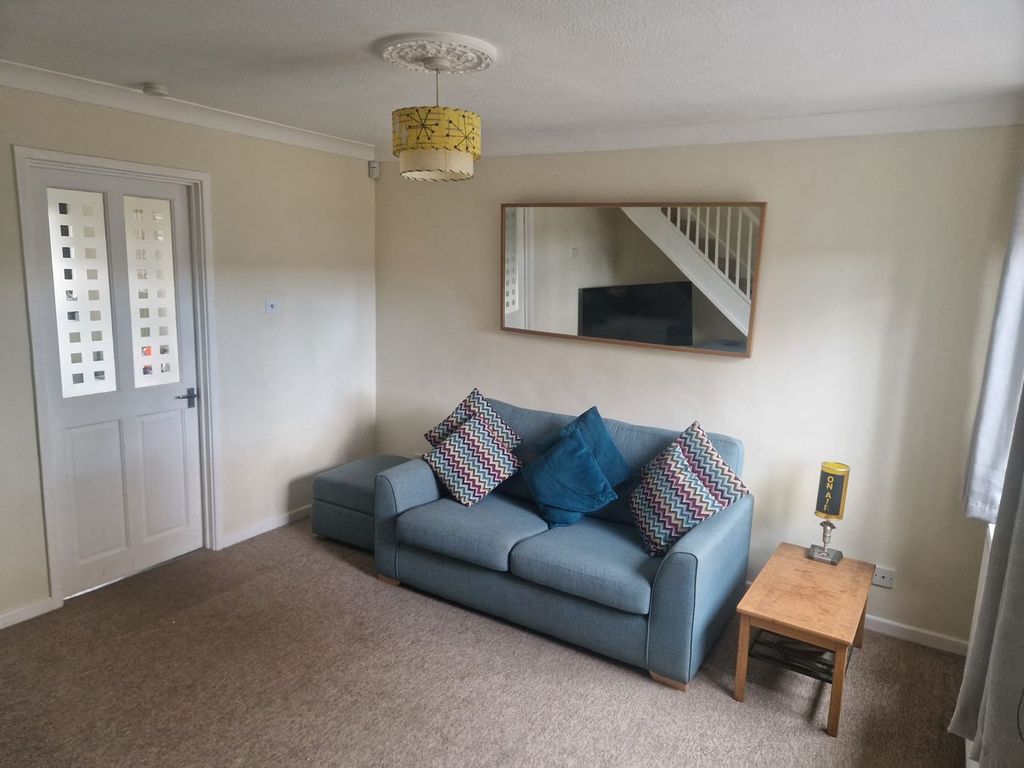 Property photo 2 of 10