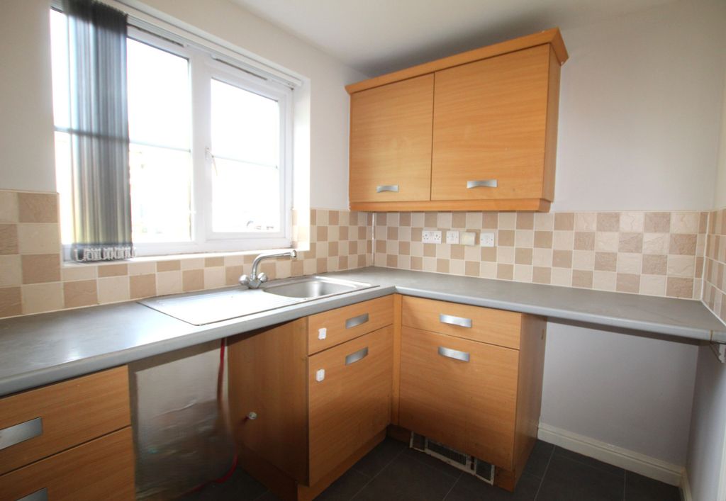 Property photo 3 of 24
