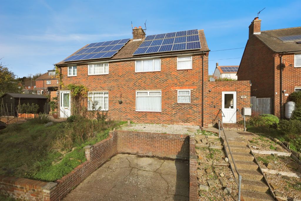 Property photo 1 of 17