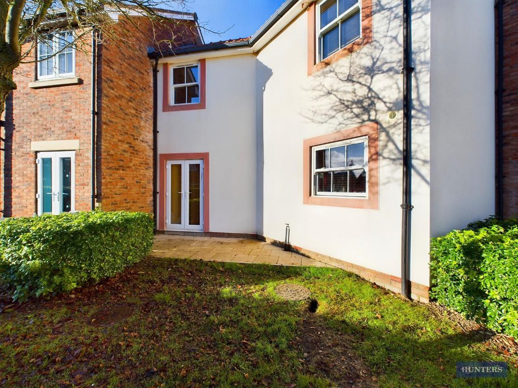 Property photo 3 of 24 Rear