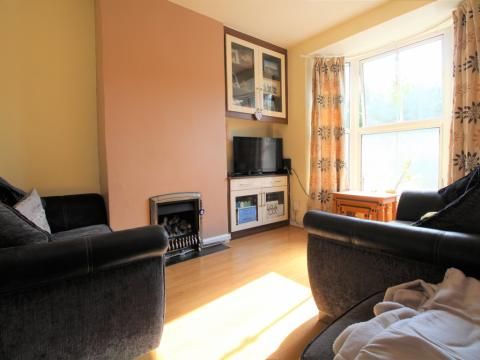 Property photo 2 of 9 20516_Outfrontimage2